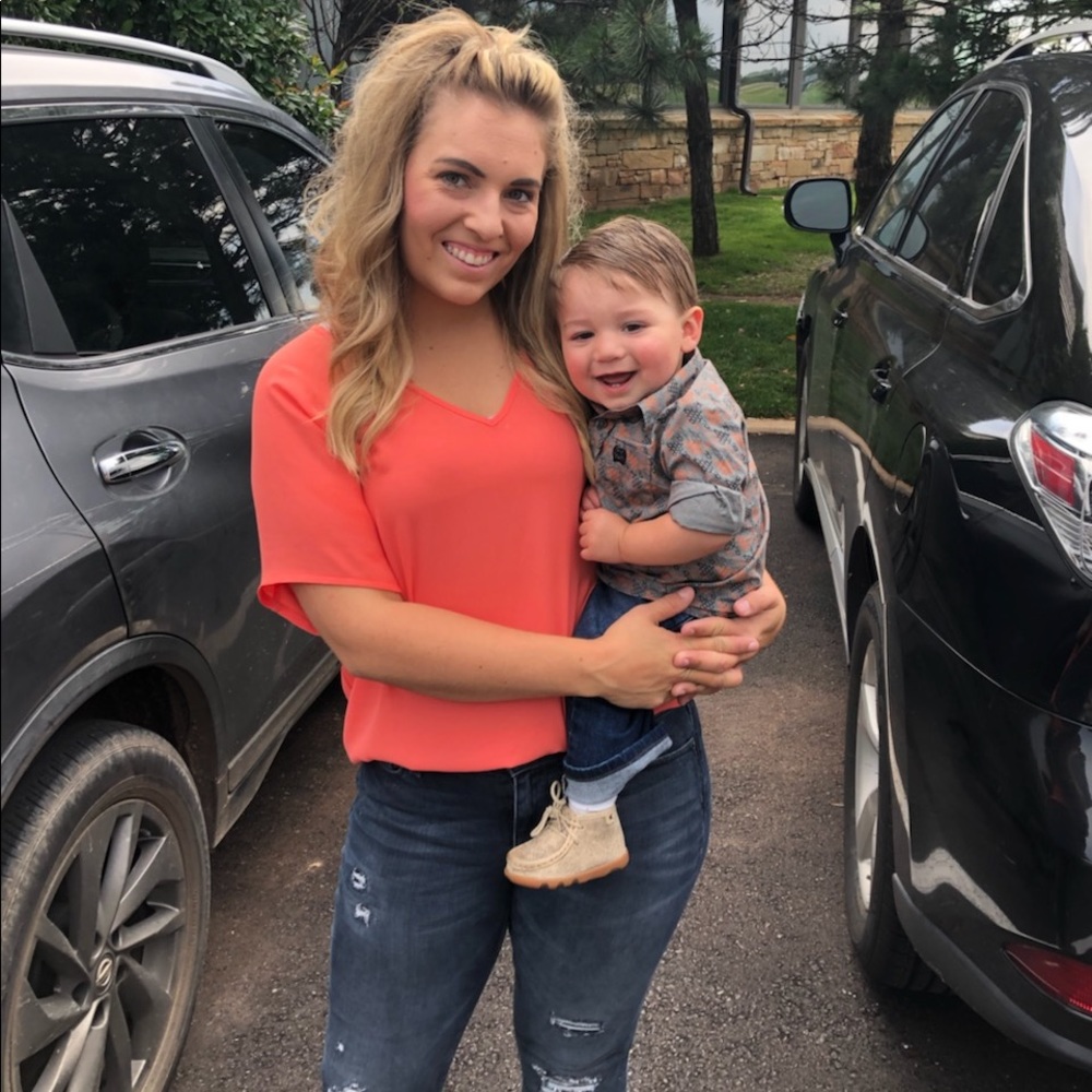 Meet your Posher, Nicole